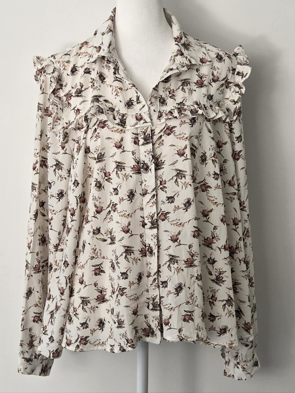 Cream Floral Ruffle Button-Front Blouse